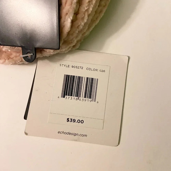 Echo New York Womans Ribbed Pom Pom  Hat Winter Polyester Hat With Tags - Picture 4 of 8